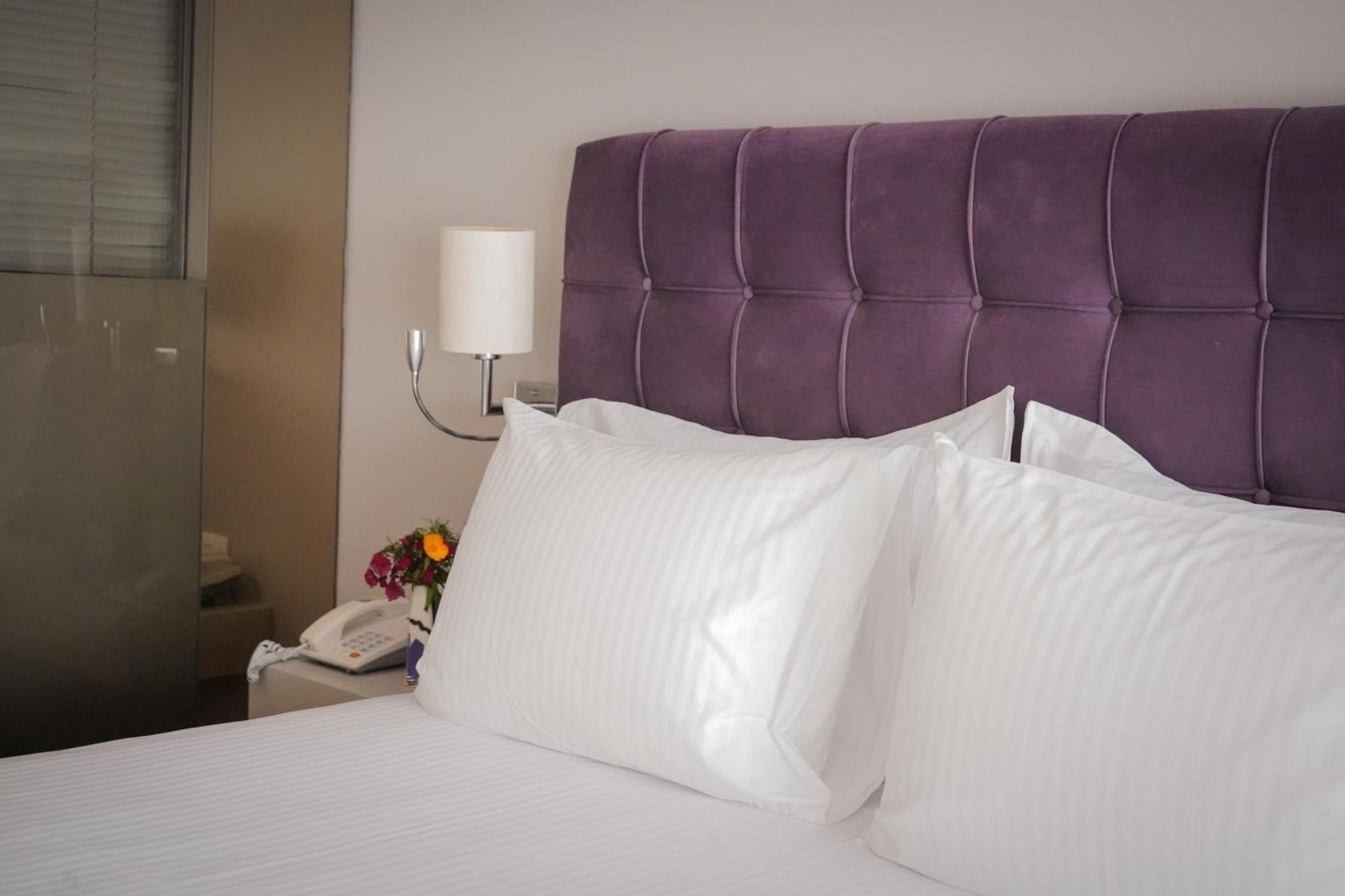 Bougainville Bay 5* Sarandë